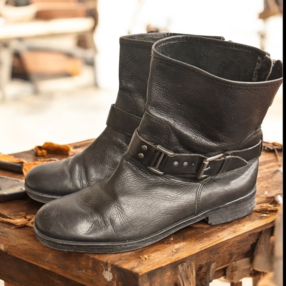 Franco Sarto Black Leather strappy moto Boots with Buckle size 9